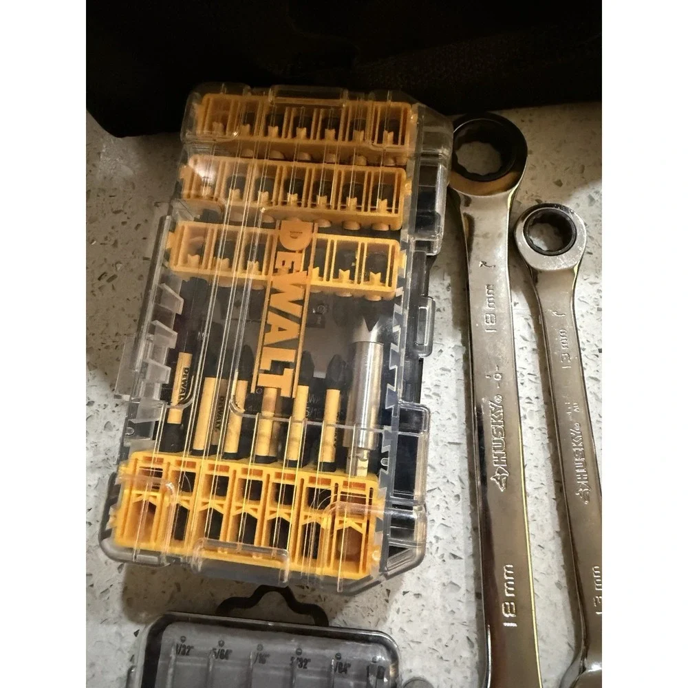 39 Pc Mix Tools‎ With DeWalt Bag